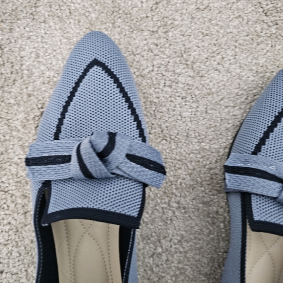 Elegant Blue Women's Loafers Size 39 or US 8 - Picture 2 of 5